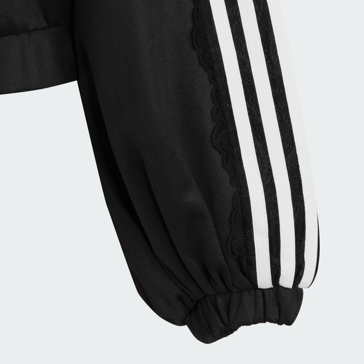 아디다스(ADIDAS) 레이스 오버사이즈드 아카이브 트랙 탑 LG4279