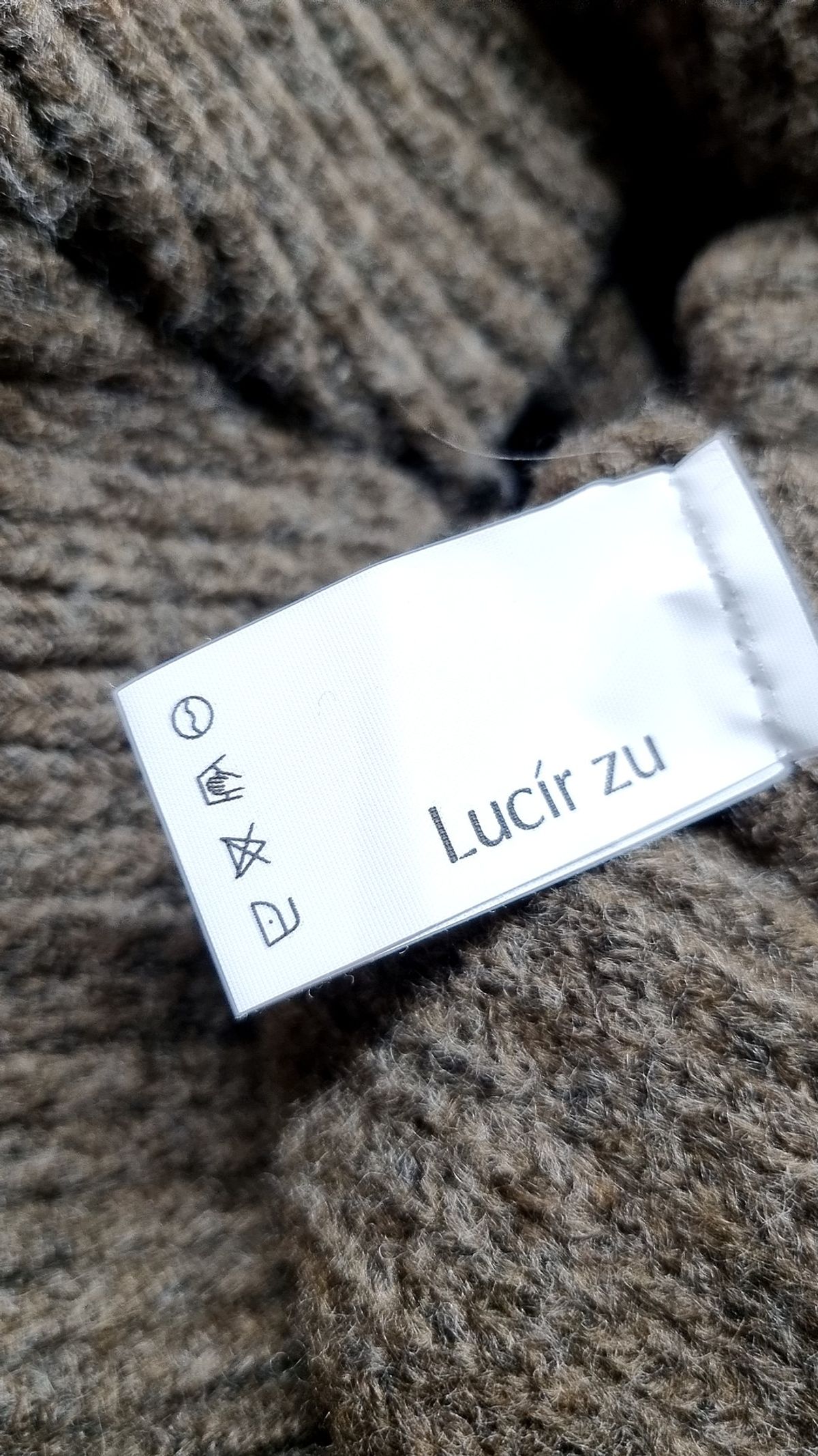 루시르주(LUCIR ZU) 니트/스웨터 S