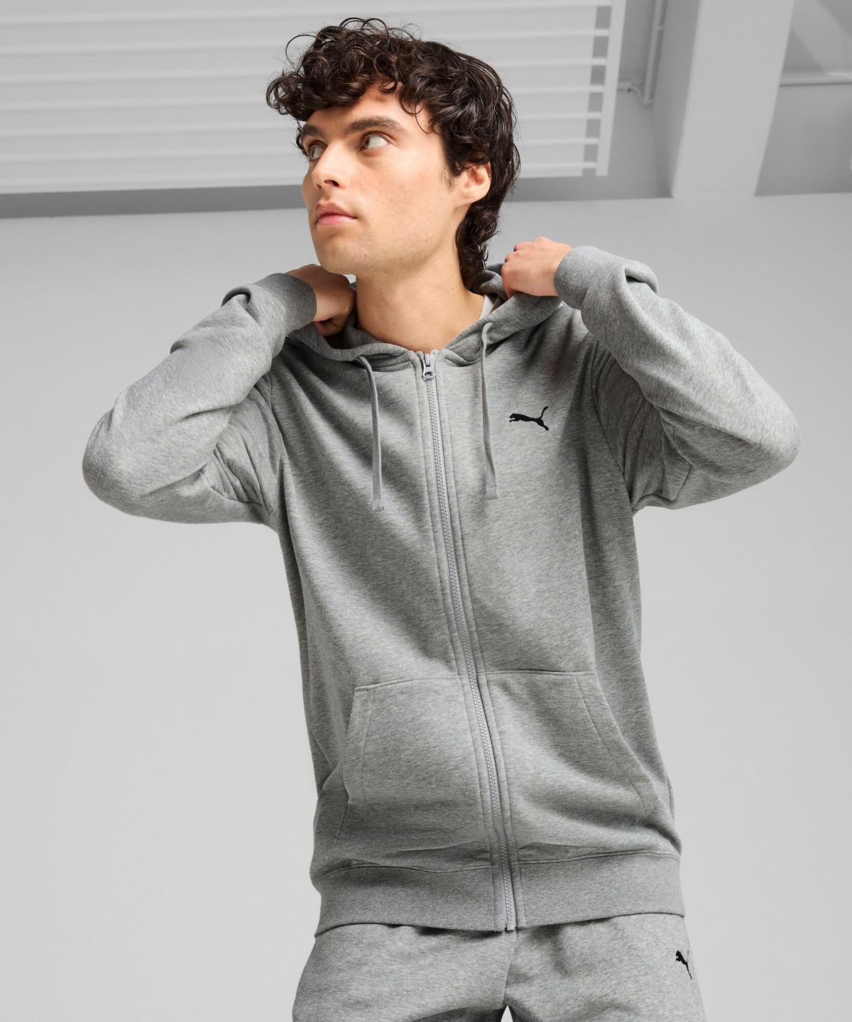 푸마(PUMA) ESS Full-Zip Hoodie TR (69121603)