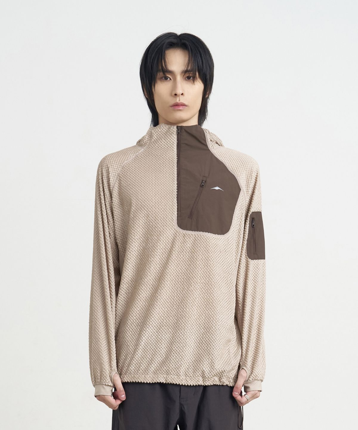 고요웨어(GOYOWEAR) 옥타 라이트 웨이트 하프 집 후디 (베이지)