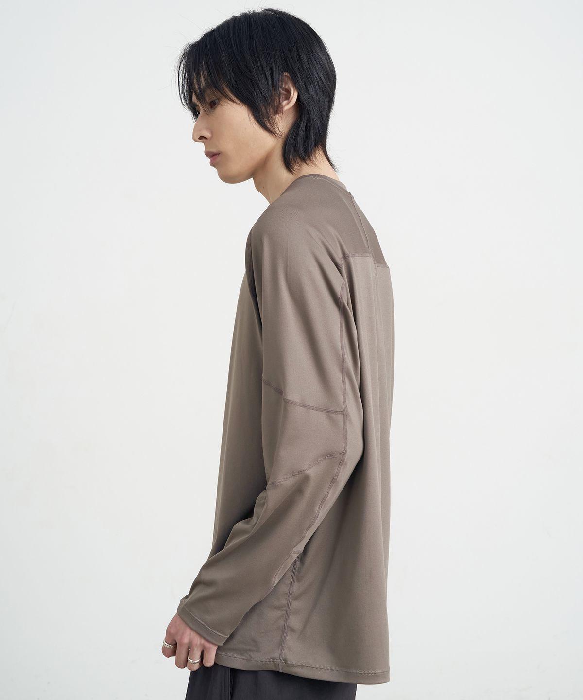 고요웨어(GOYOWEAR) 컴포트 코어 롱 슬리브 (애쉬 브라운)