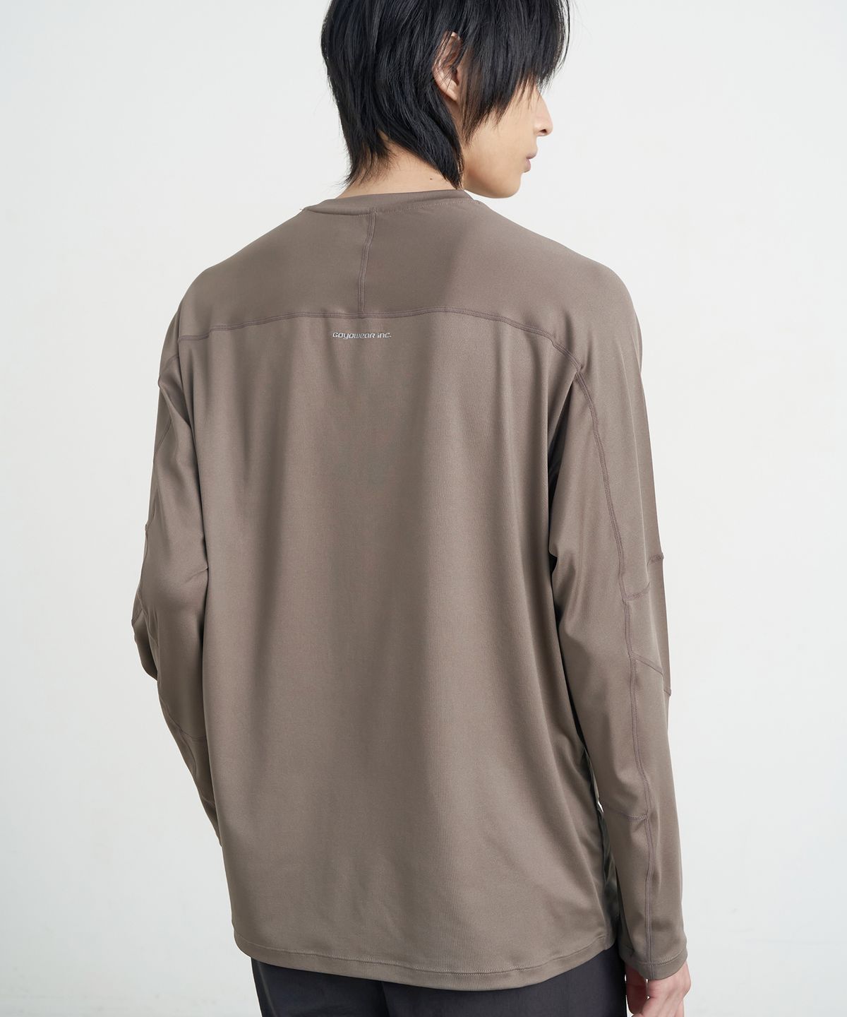 고요웨어(GOYOWEAR) 컴포트 코어 롱 슬리브 (애쉬 브라운)