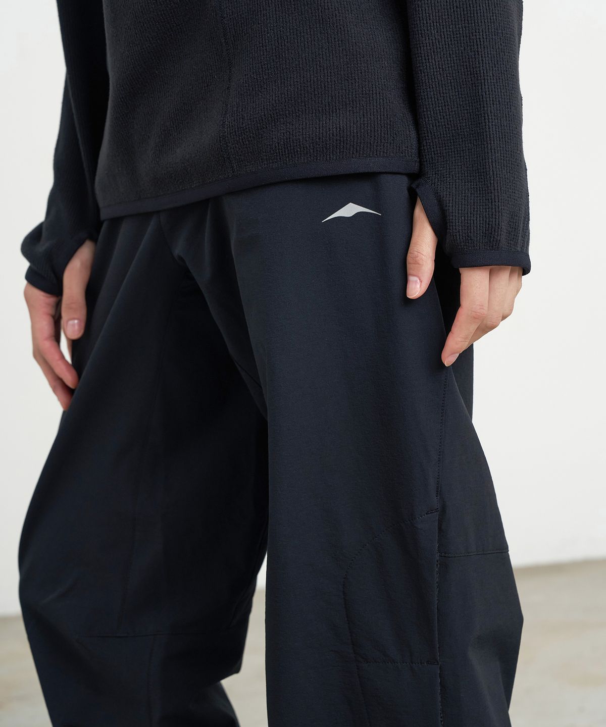 고요웨어(GOYOWEAR) 사이드 메쉬 하이킹 팬츠 (블랙)