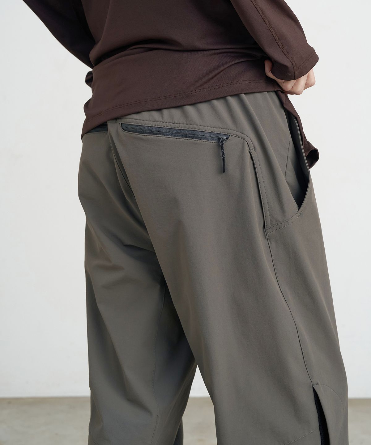고요웨어(GOYOWEAR) 사이드 메쉬 하이킹 팬츠 (카키)