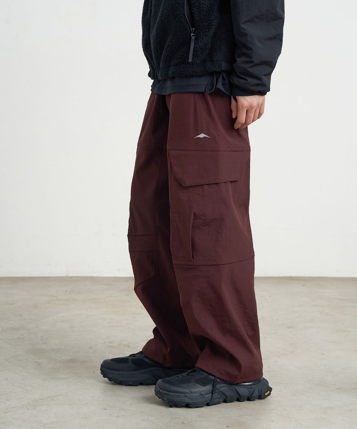 고요웨어(GOYOWEAR) 유틸리티 와이드 카고 팬츠 (버건디)