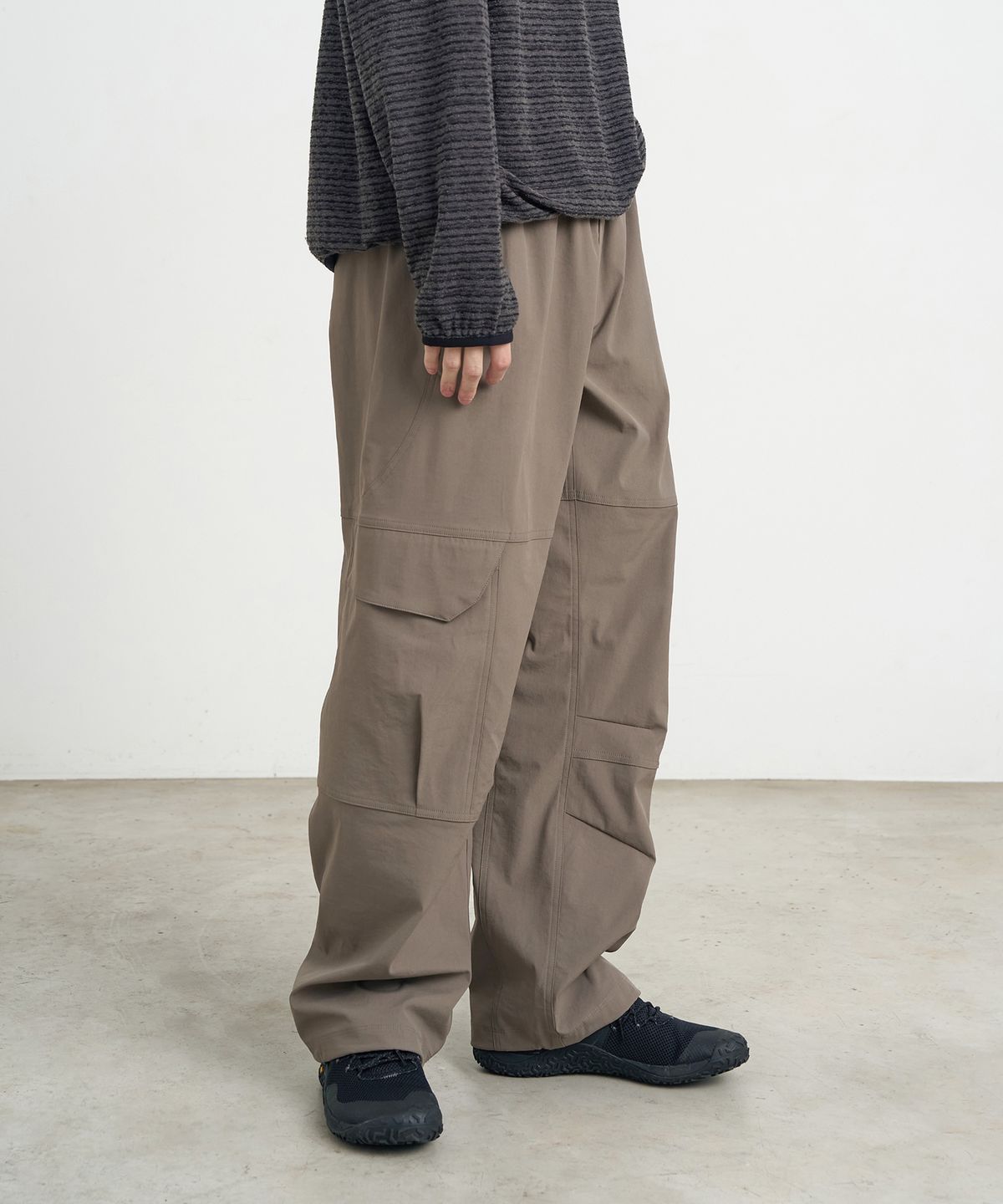 고요웨어(GOYOWEAR) 유틸리티 와이드 카고 팬츠 (베이지)