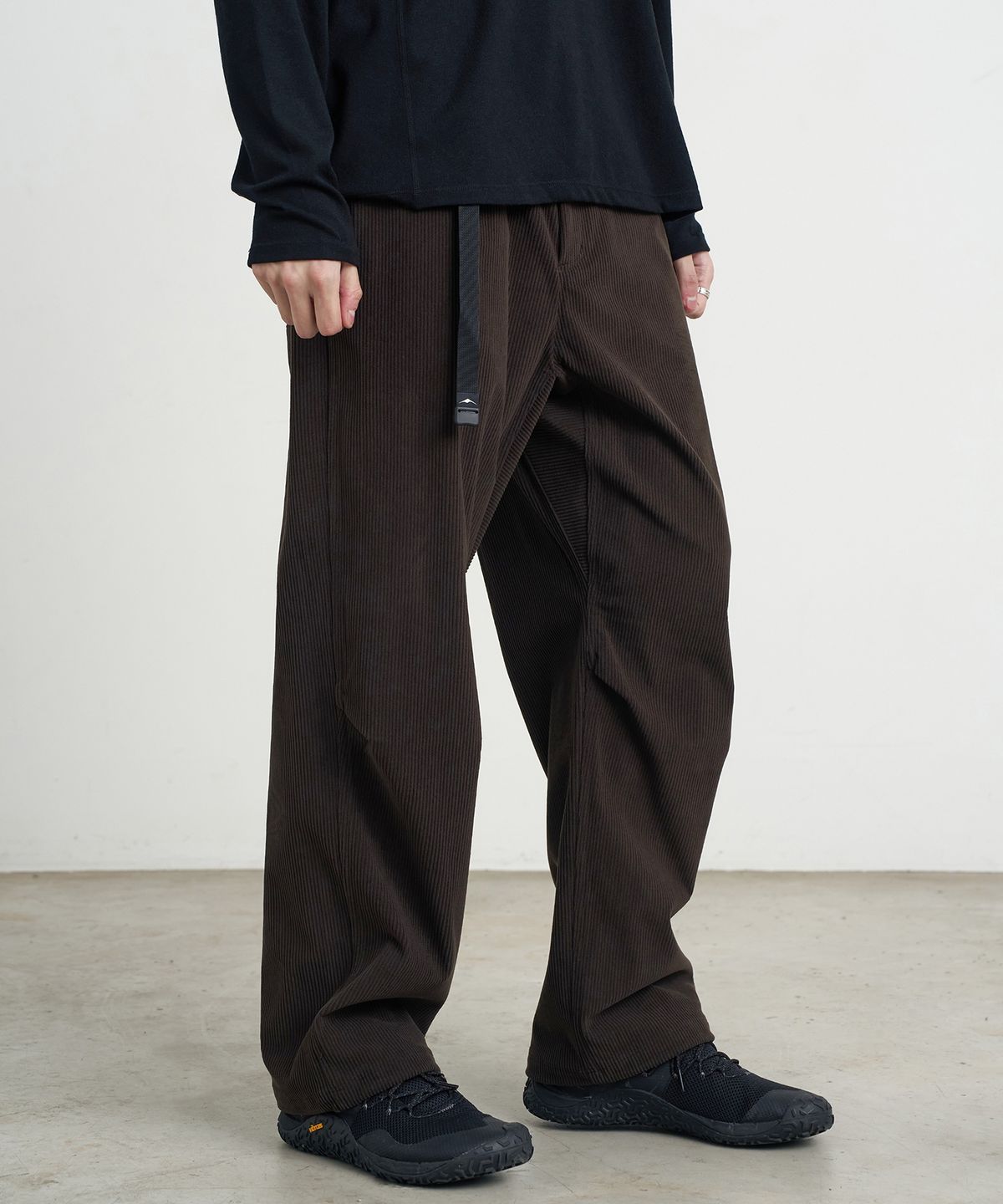 고요웨어(GOYOWEAR) 와이드 코듀로이 팬츠 (브라운)