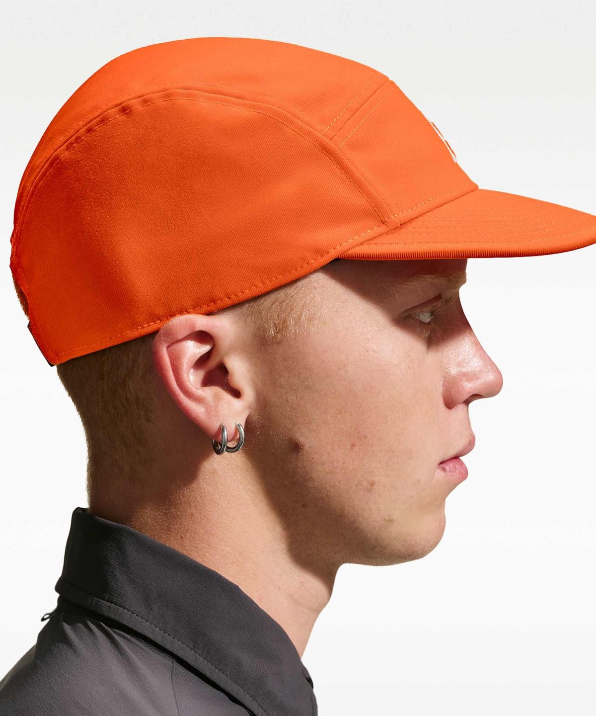 나이키(NIKE) ACG 플라이 언스트럭처 캡 - 세이프티 오렌지 / IH8673-820