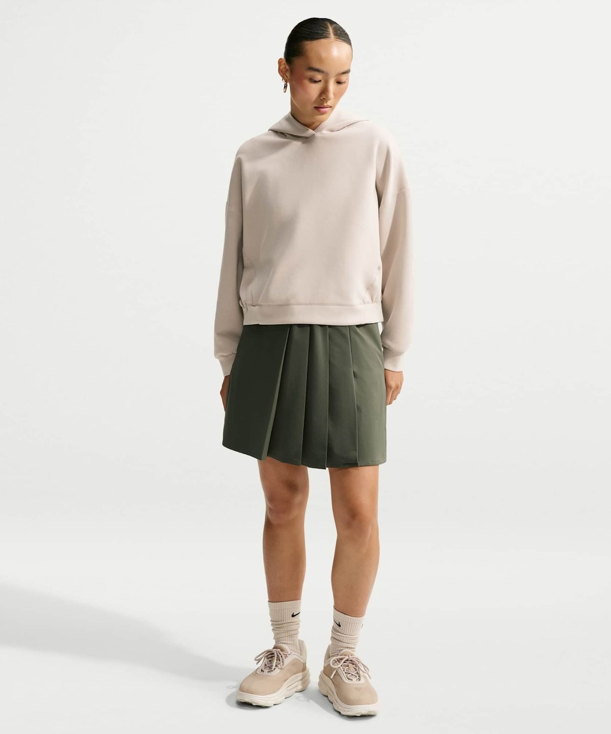 나이키(NIKE) 24.7 임파서블리소프트 풀오버 후디 W - 크림 II:세일:칼리지 그레이 / IR1930-236
