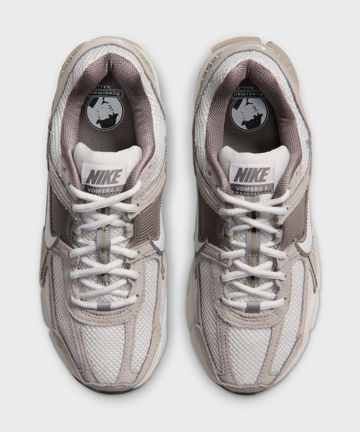 나이키(NIKE) 줌 보메로 5 W - 배스트 그레이:이니그마 스톤:케이브 스톤:포톤 더스트 / HQ0458-004