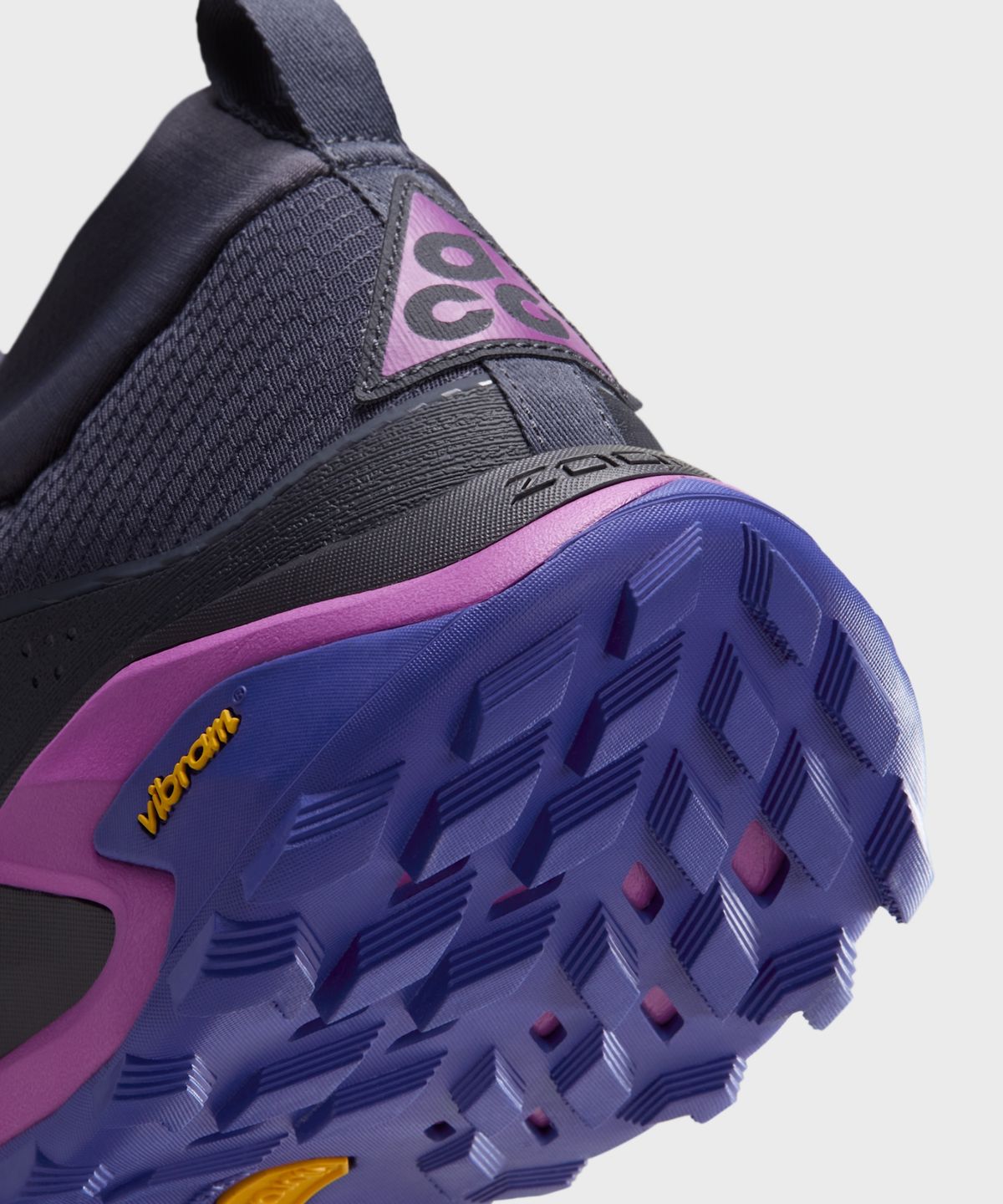 나이키(NIKE) ACG 제가마 하이크 M - 그리드아이언:비비드 퍼플:레이서 블루:퍼플 다이너스티 / IO7854-003