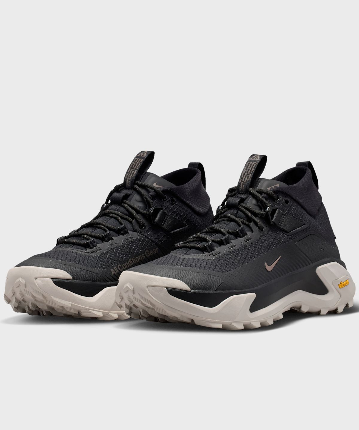 나이키(NIKE) ACG 제가마 하이크 W - 블랙:크림 II:아이언스톤 / IO7855-005