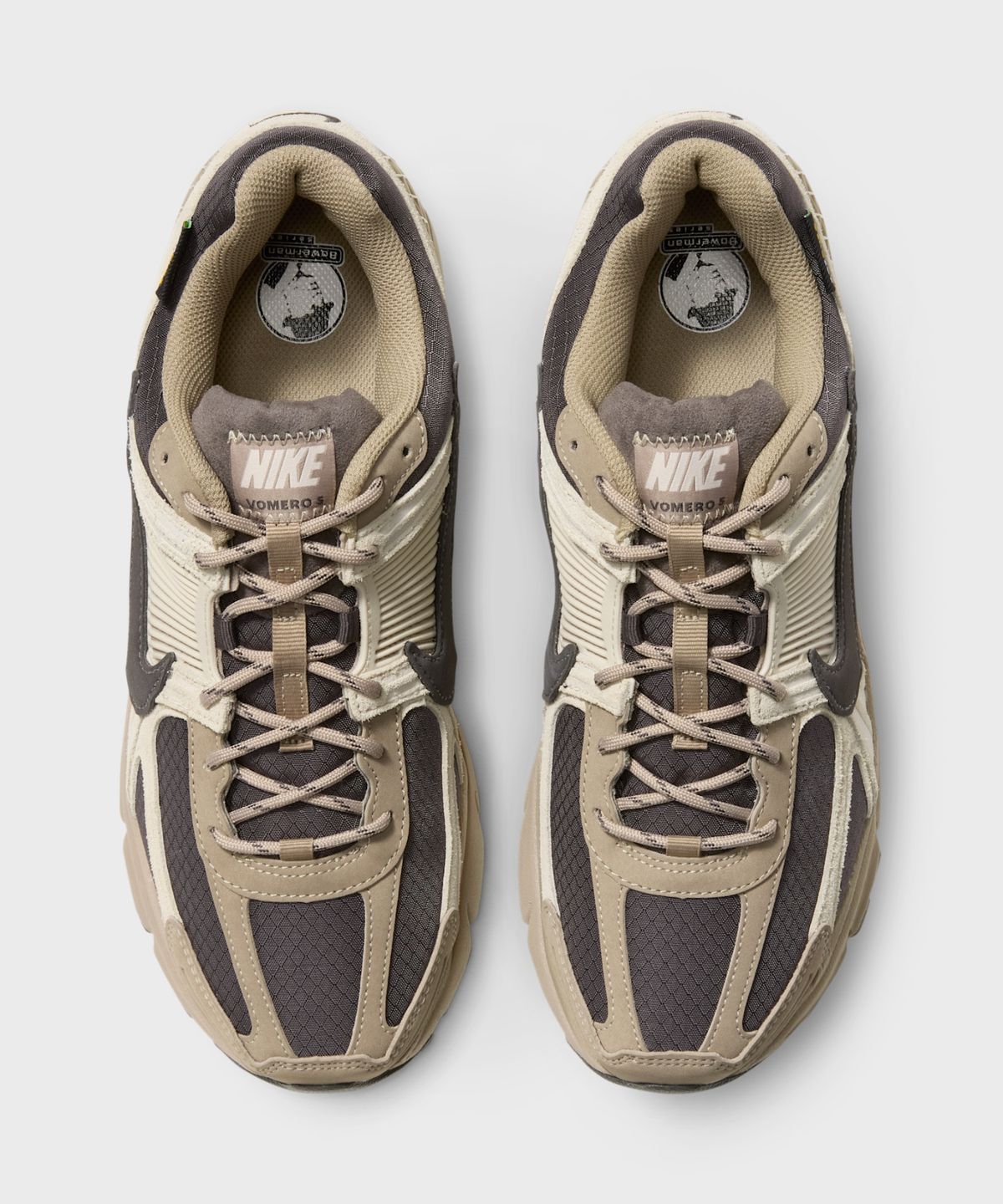 나이키(NIKE) 줌 보메로 5 CORDURA® M - 라이트 오어우드 브라운:플랫 징크:칼리지 그레이:미디엄 애쉬 / IQ0380-100