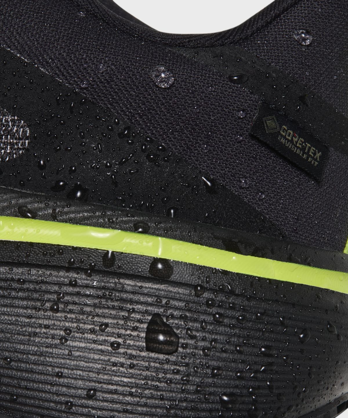 나이키(NIKE) 페가수스 42 GORE-TEX M - 블랙:레몬 베넘:메탈릭 다크 그레이 / IQ0450-001