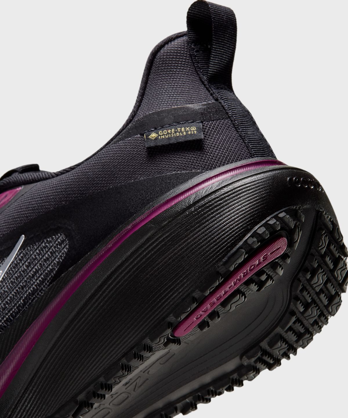 나이키(NIKE) 페가수스 42 GORE-TEX W - 블랙:트루 베리:메탈릭 실버 / IQ1085-001