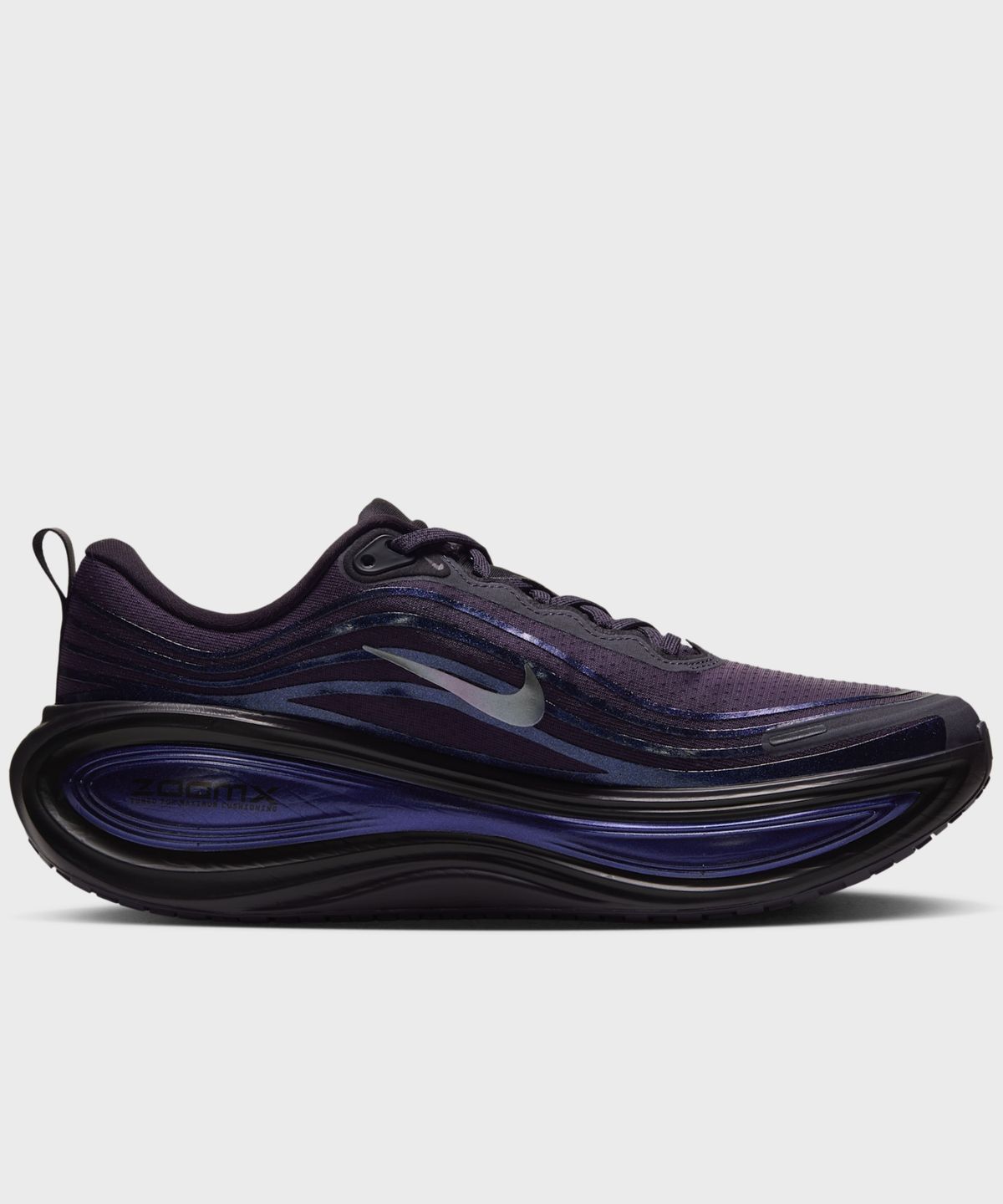 나이키(NIKE) 보메로 플러스 M - 그리드아이언:블랙:팀 블랙:멀티컬러 / IQ6942-001
