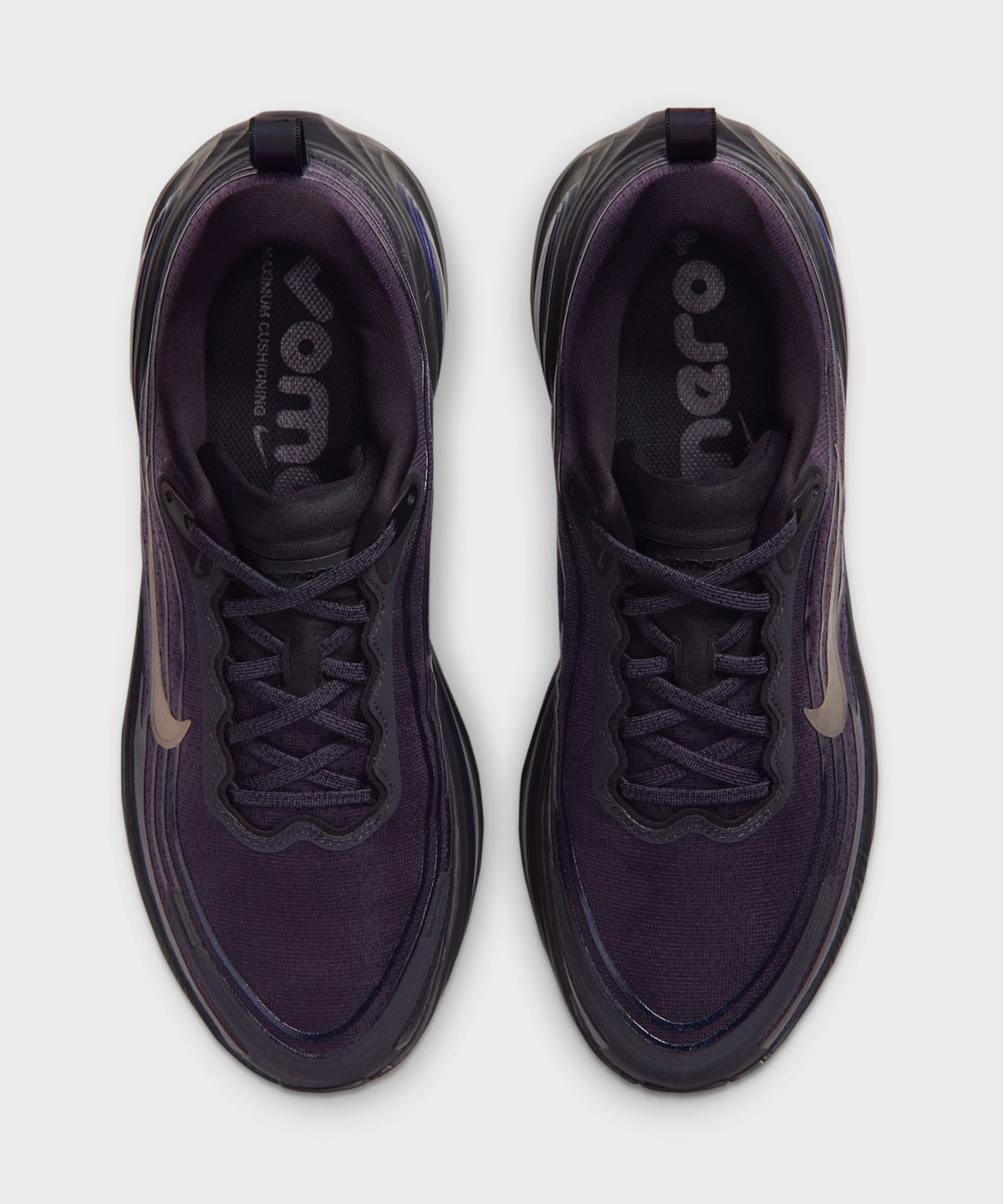 나이키(NIKE) 보메로 플러스 M - 그리드아이언:블랙:팀 블랙:멀티컬러 / IQ6942-001