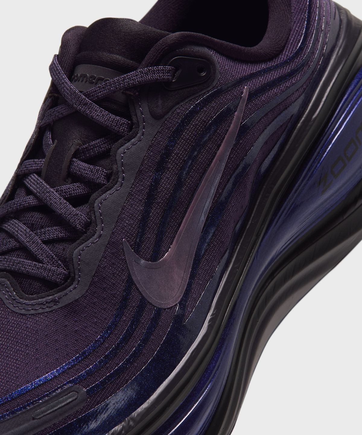 나이키(NIKE) 보메로 플러스 M - 그리드아이언:블랙:팀 블랙:멀티컬러 / IQ6942-001