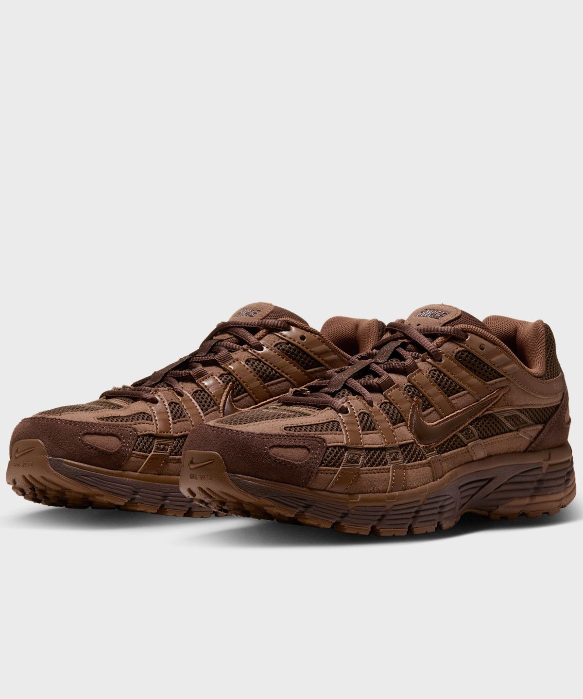 나이키(NIKE) P-6000 W - 카카오 와우:라이트 브리티시 탠:카카오 와우 / IV2501-201