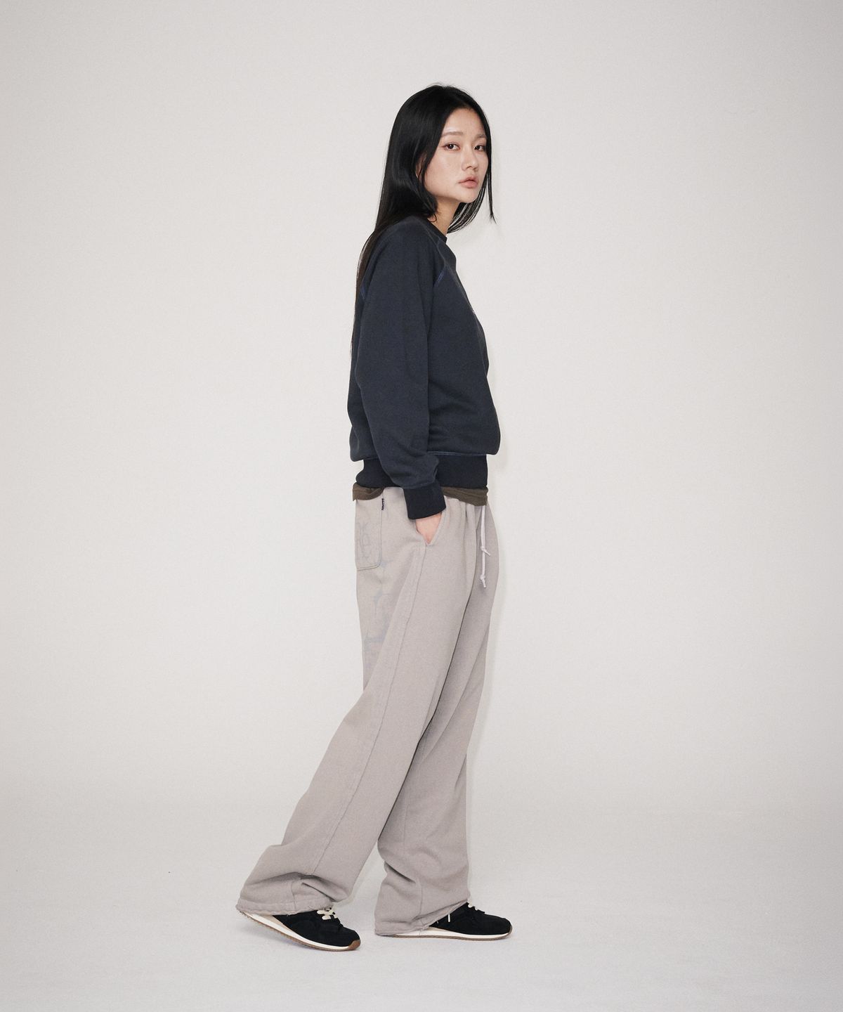 유니버스 가먼트(UNIVERSE GARMENT) 빈티지 와이드 스웨트 팬츠_GREY