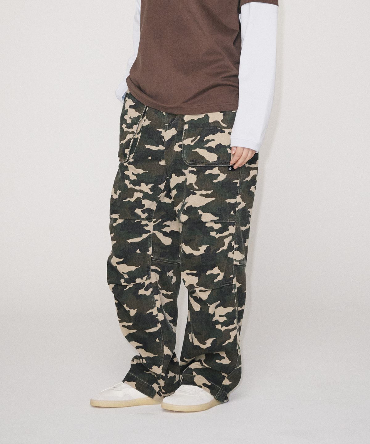 유니버스 가먼트(UNIVERSE GARMENT) 워시드 와이드 퍼티그 팬츠_CAMOUFLAGE