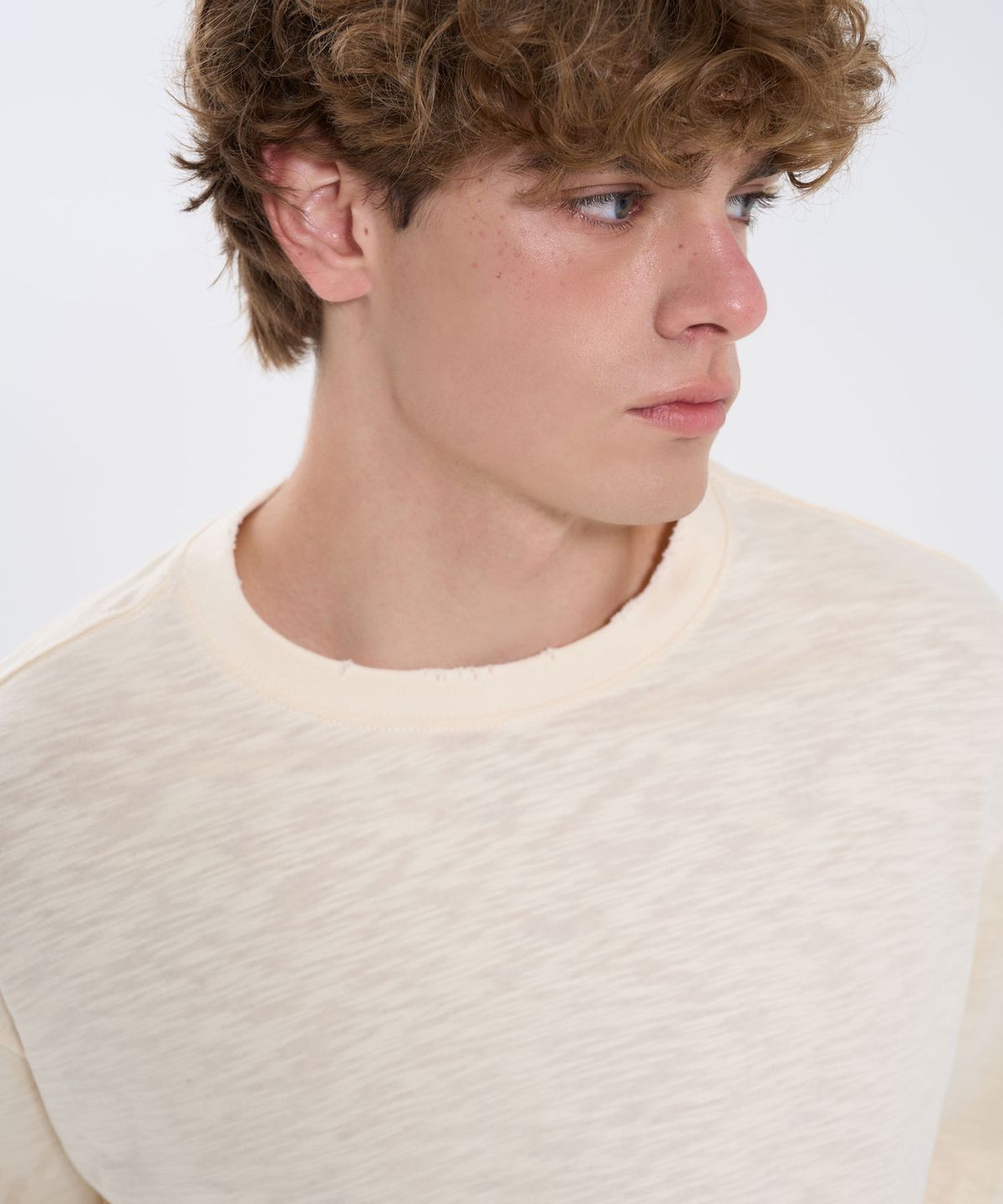 필프(PEALP) VINTAGE DISTRESSED LONG SLEEVE 69 (CREAM)