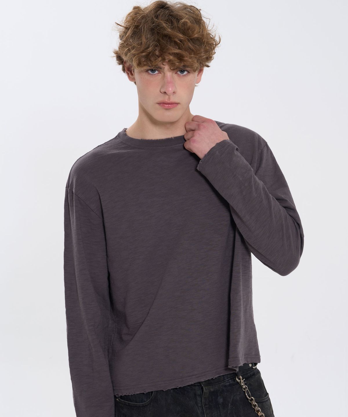 필프(PEALP) VINTAGE DISTRESSED LONG SLEEVE 69 (CHARCOAL)