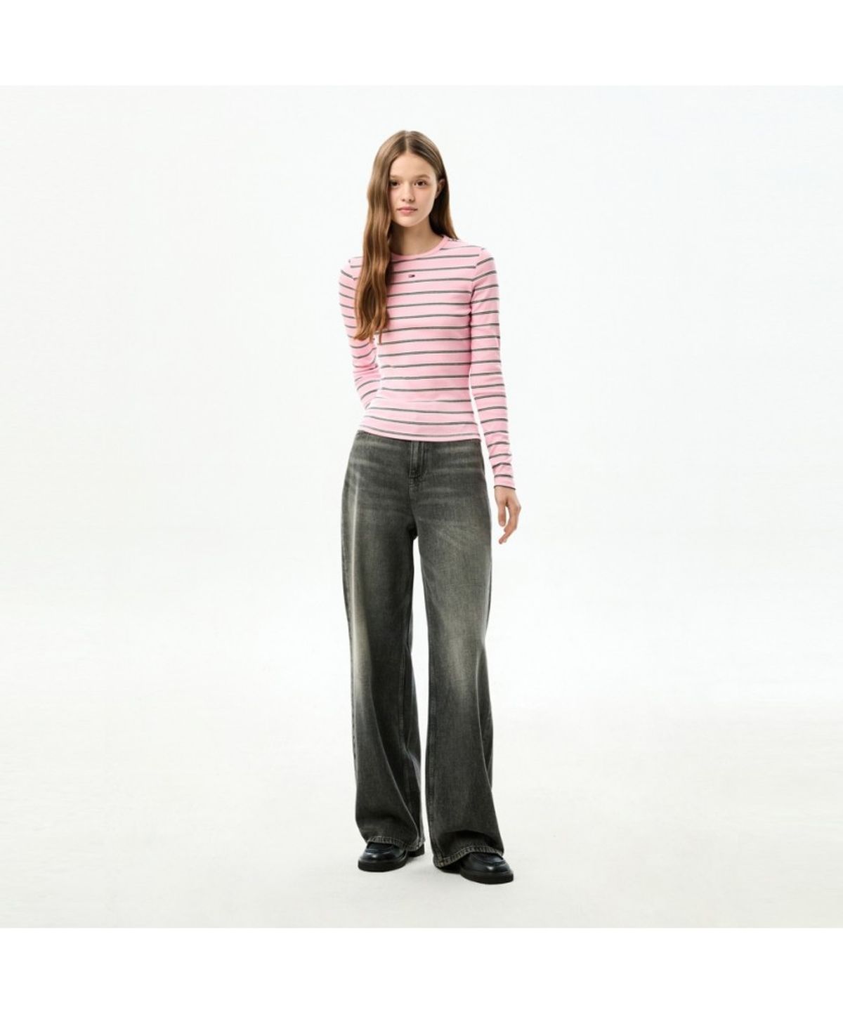 타미진스(TOMMY JEANS) 슬림 에센셜 립 롱슬리브 티셔츠 (T32G7TTO03TWT10D4)