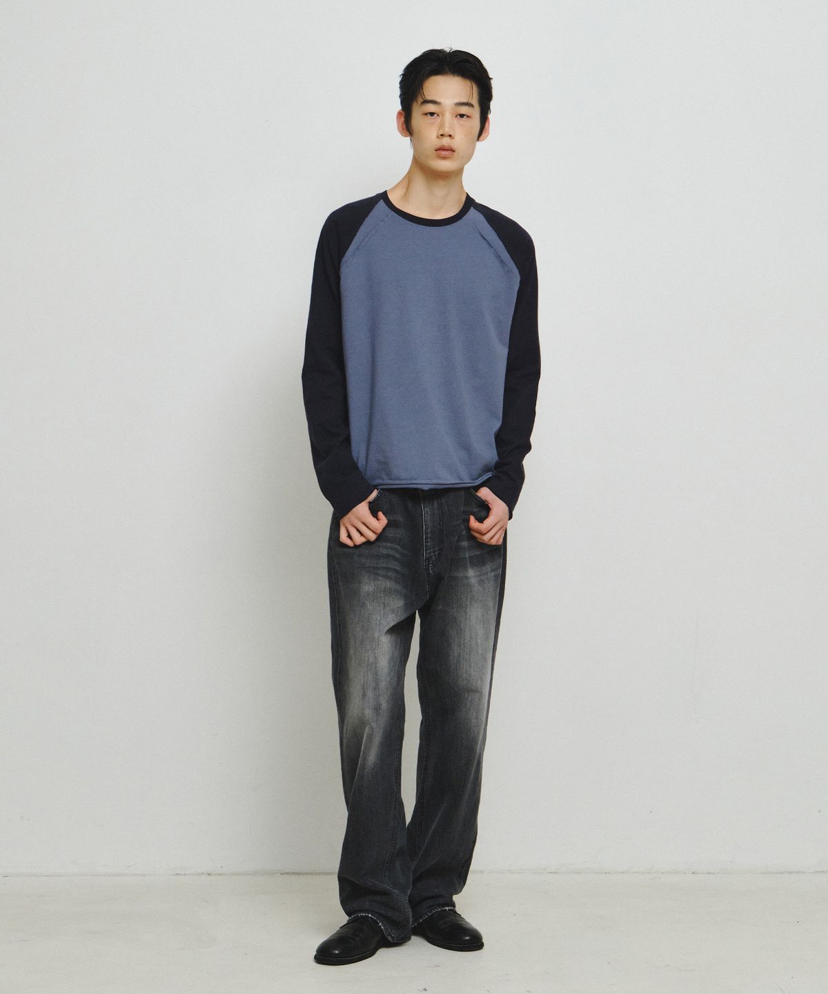 엔도어(ENDOOR) Reverse Raglan Long Sleeve (Navy)