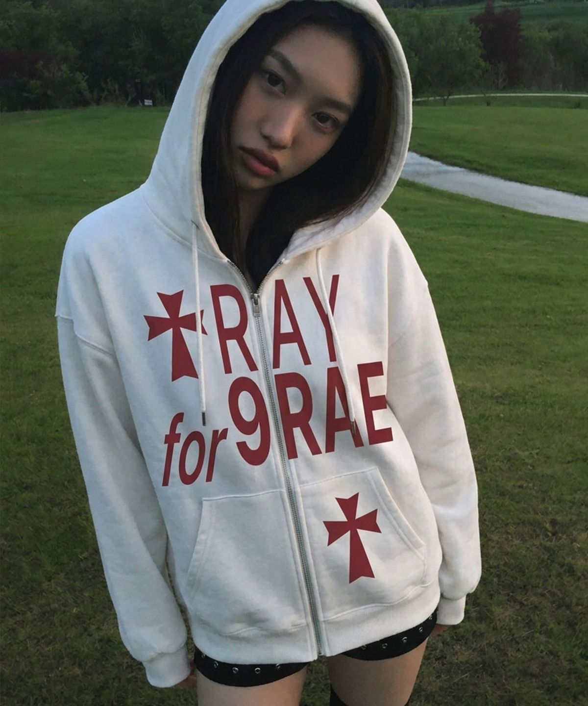 그레이버(GRAVER) [UNISEX]PRAY FOR 후드집업_White