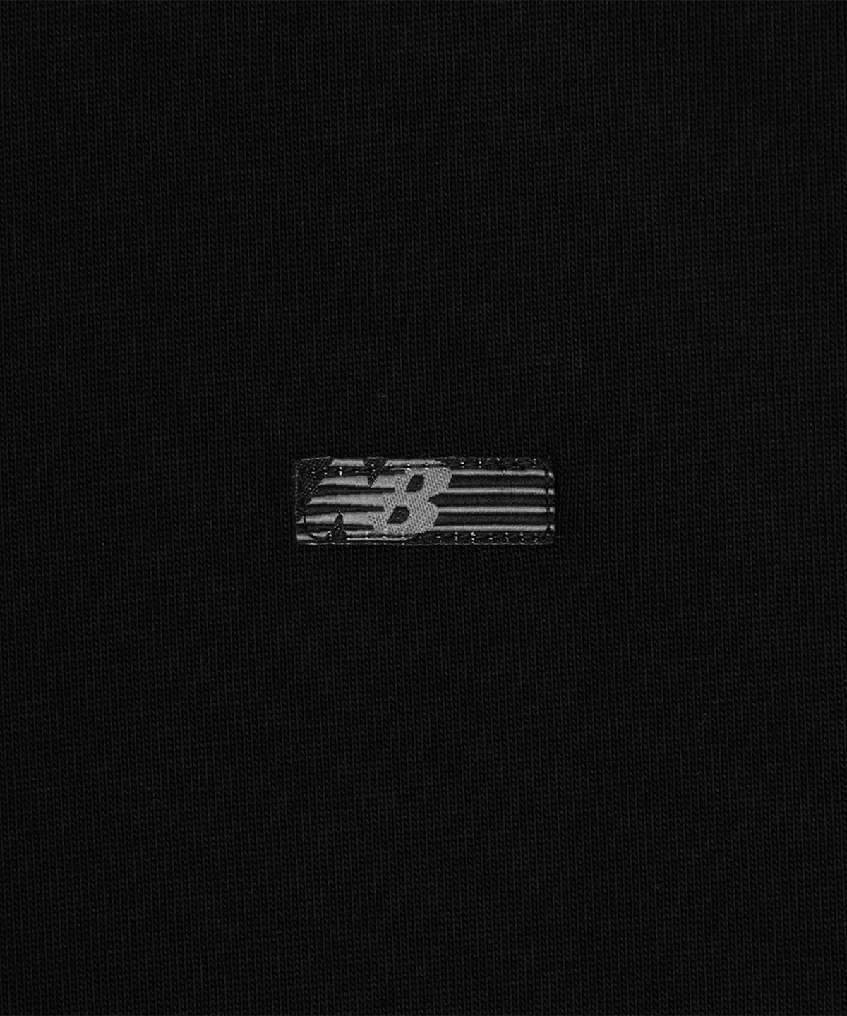 뉴발란스(NEW BALANCE) NBNDG41923 / UNI 헤리티지 ORBIT 그래픽 긴팔티 (BLACK)