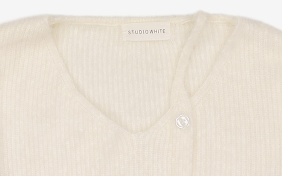 스튜디오화이트(STUDIO WHITE) 카디건 FREE