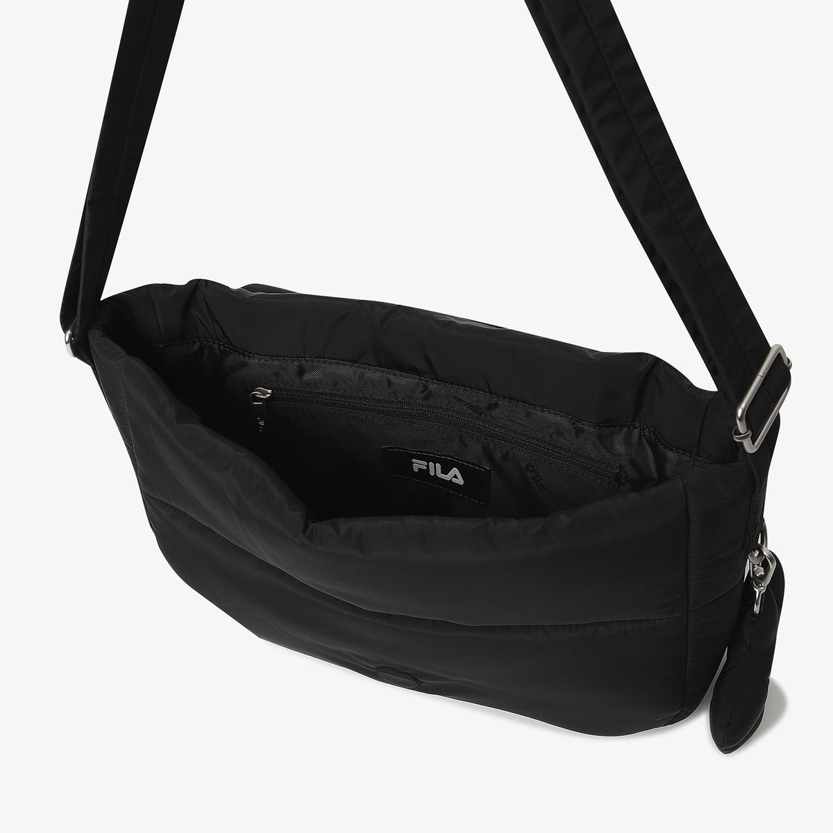 휠라(FILA) 푸퍼 플랩 크로스백(FS264BC01F010001)