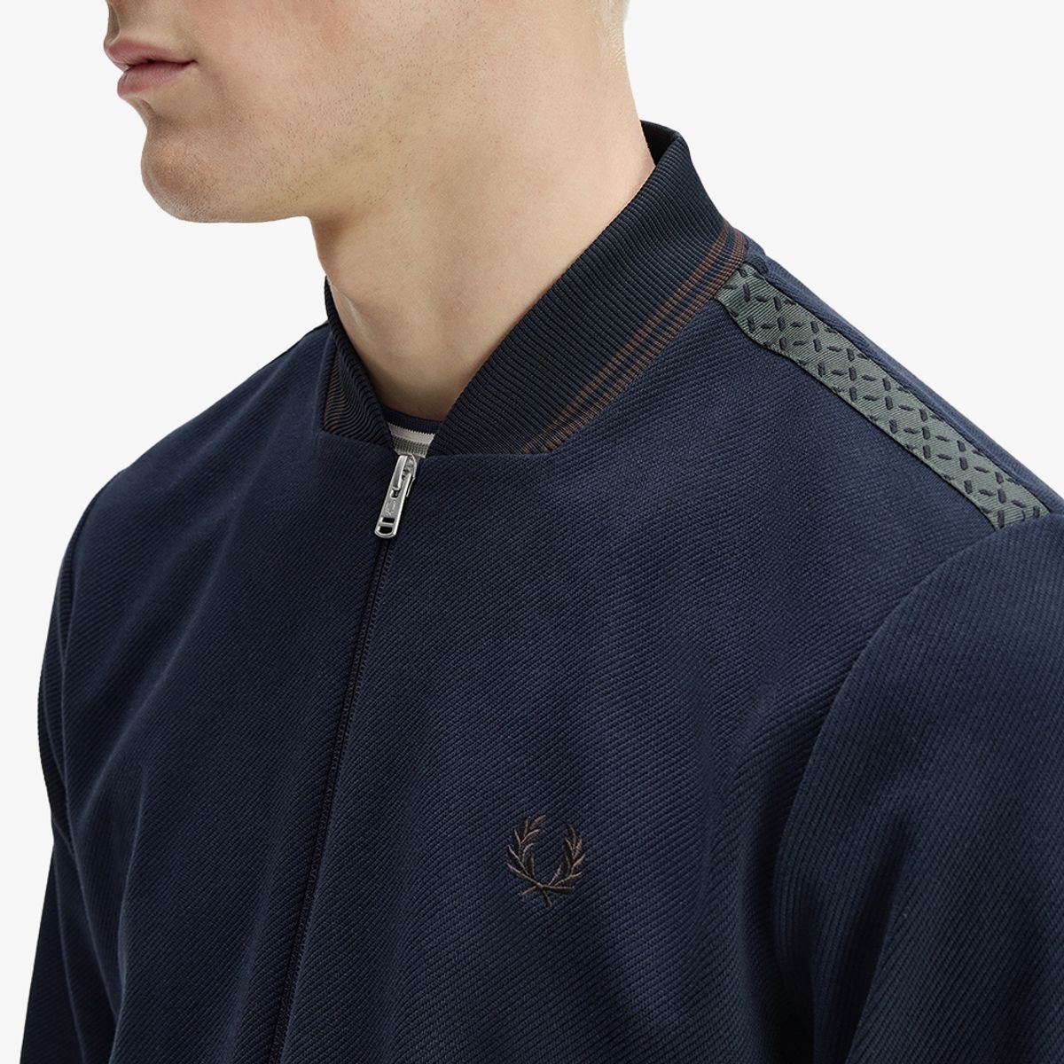프레드페리(FRED PERRY) [Sharp] 팁드 보머 트랙 재킷 - 네이비/화이트 AFPM2G33309-608