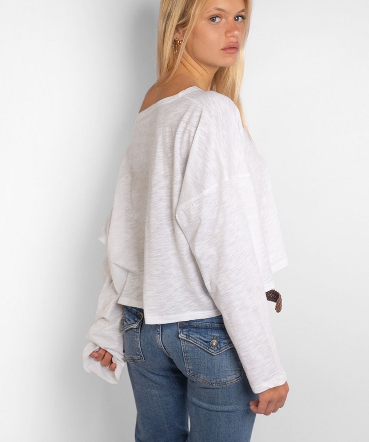 섭듀드(SUBDUED) Boat-neck T-shirt (WHITE)