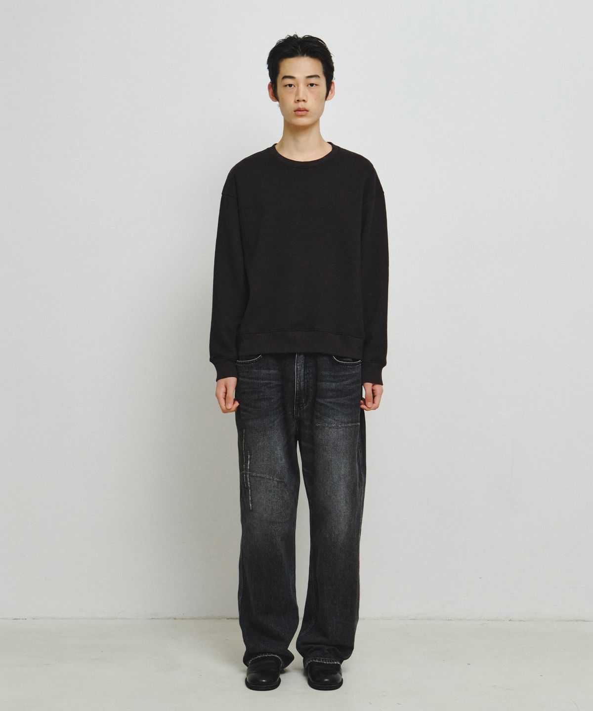 엔도어(ENDOOR) Mend Stitch Sweatshirt (Smoke Black)