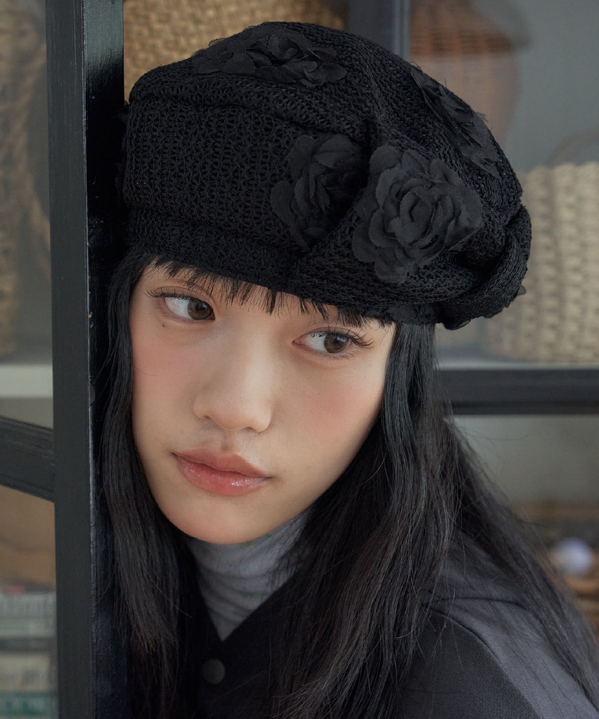 포에지담(POESIEDAME) PEONY LACE BOW BERET IN BLACK
