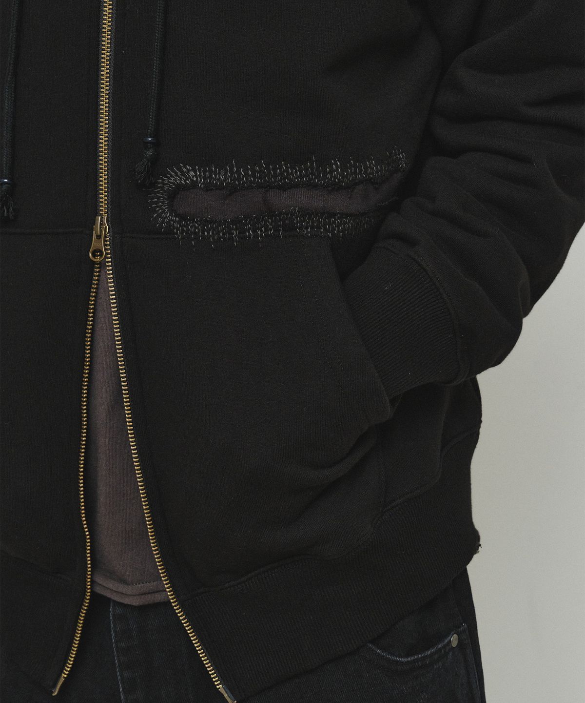 엔도어(ENDOOR) Scar Zip Hoodie (Black)