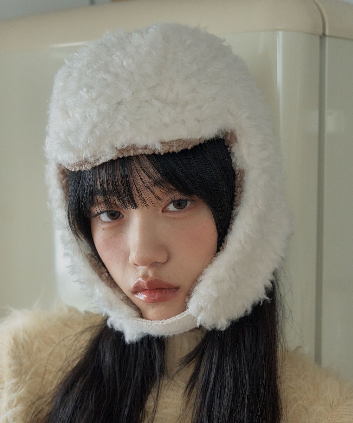 포에지담(POESIEDAME) WOOLY EARFLAP HAT IN DOT CREAM