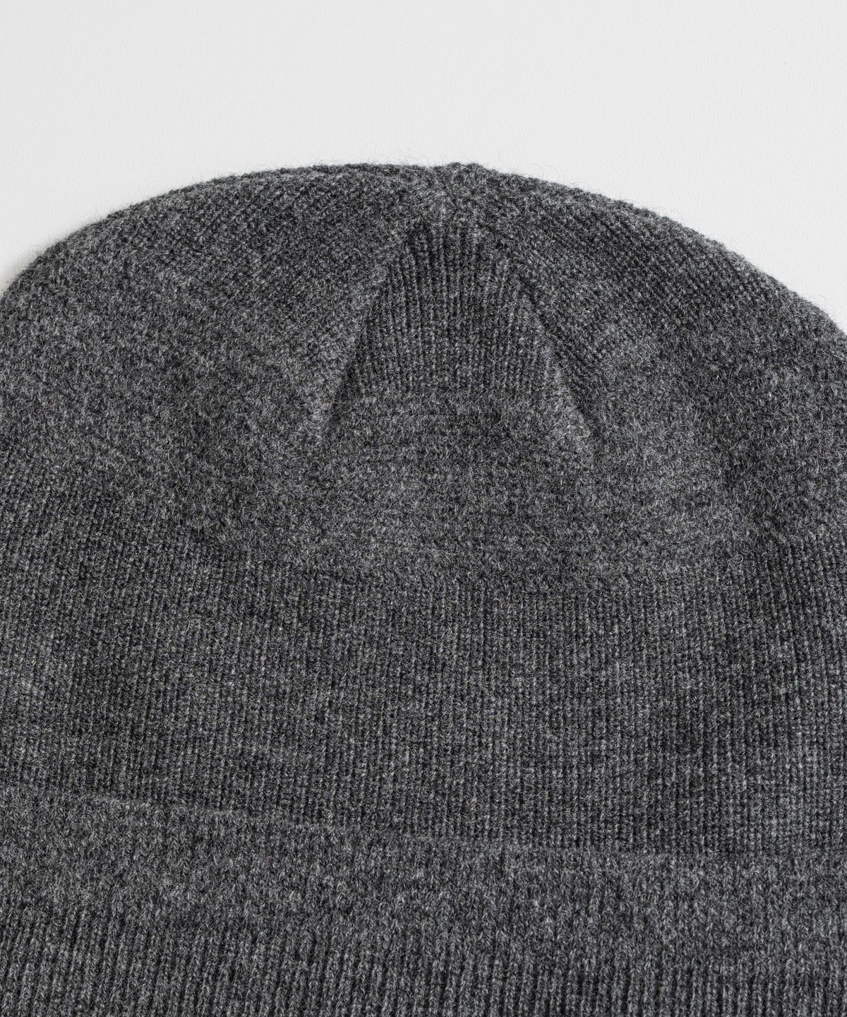 비헤비어(BEHEAVYER) YAK WOOL LONG BEANIE heather grey