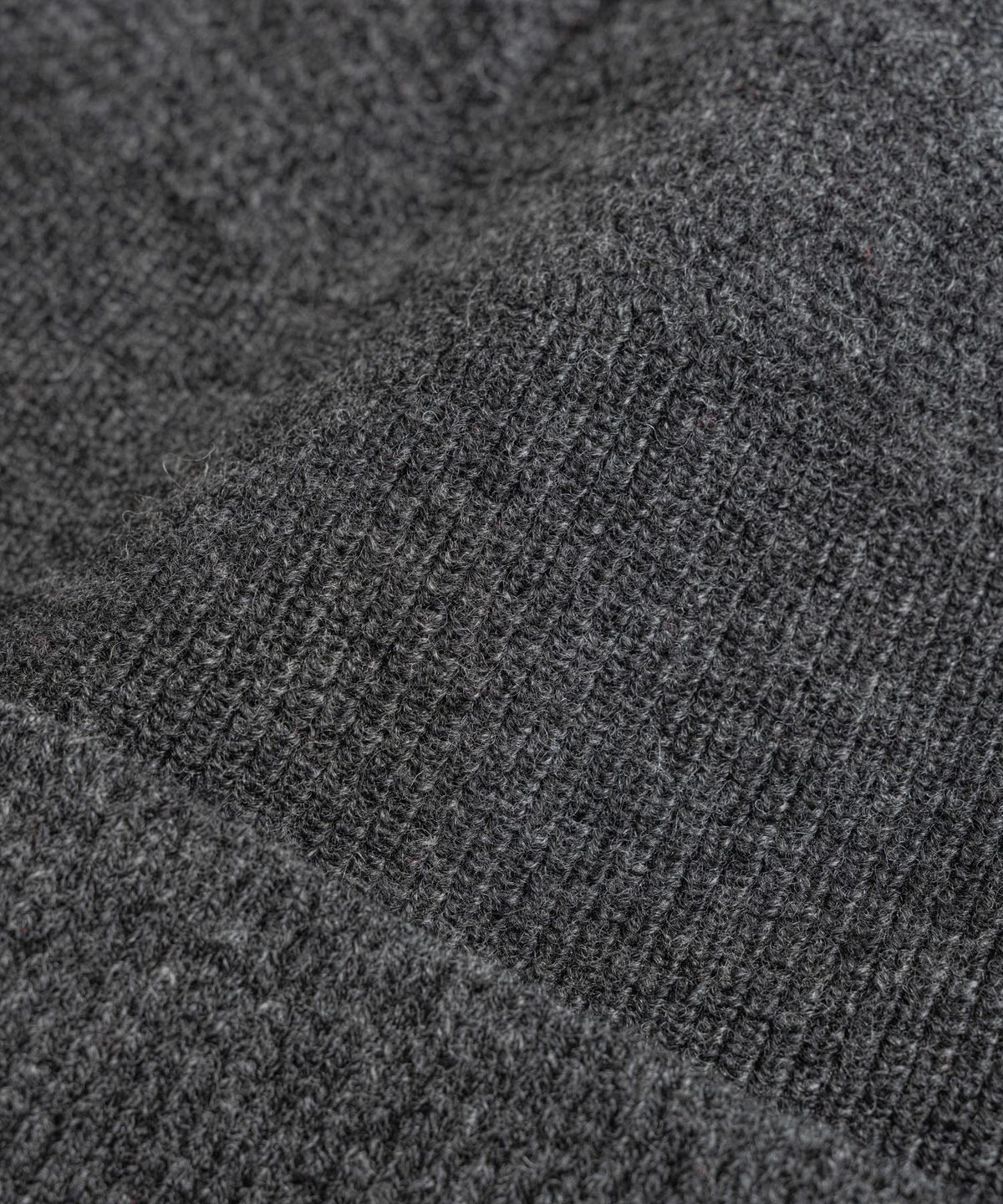 비헤비어(BEHEAVYER) YAK WOOL LONG BEANIE heather grey