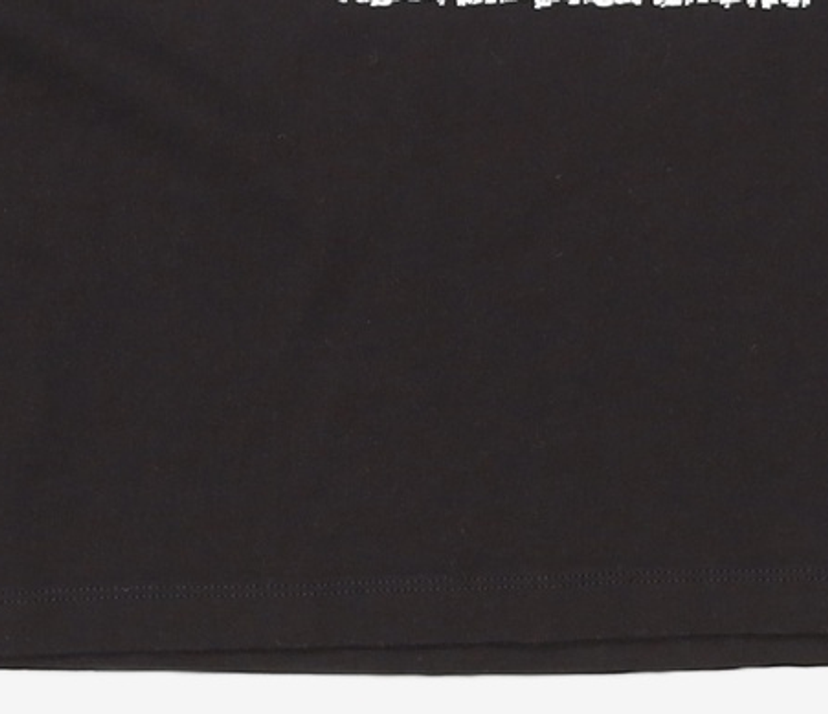 엑스오엑스(XOX) 디스토티드 에러 그래픽 크롭 티셔츠 [BLACK] L