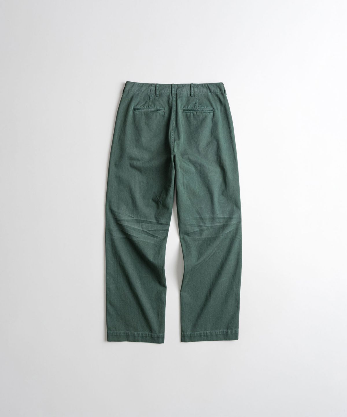 비헤비어(BEHEAVYER) USED 1942 CHINO TROUSERS b.green