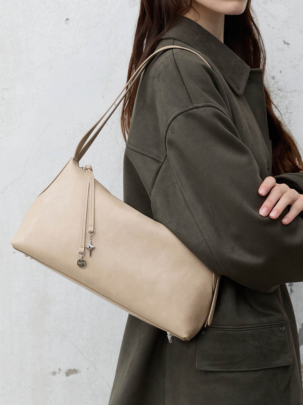 레이브(RAIVE) Olie Shoulder UB6AB134_2color