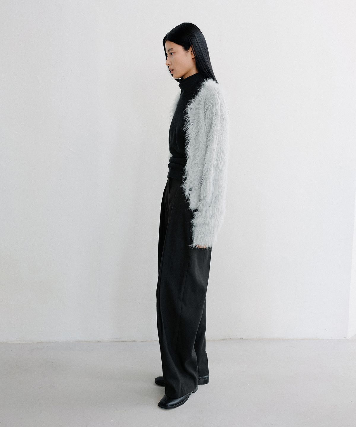 로우타이드(LOW TIDE) RELAXED DOUBLE TUCK WIDE PANTS [BLACK]