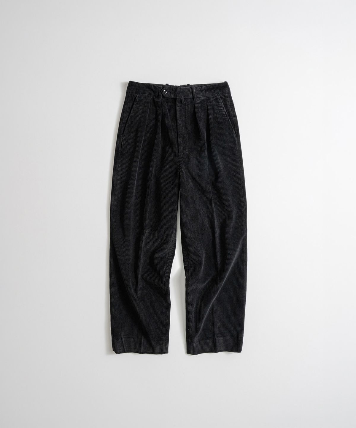 비헤비어(BEHEAVYER) WASHED CORDUROY OFFICER TROUSERS black