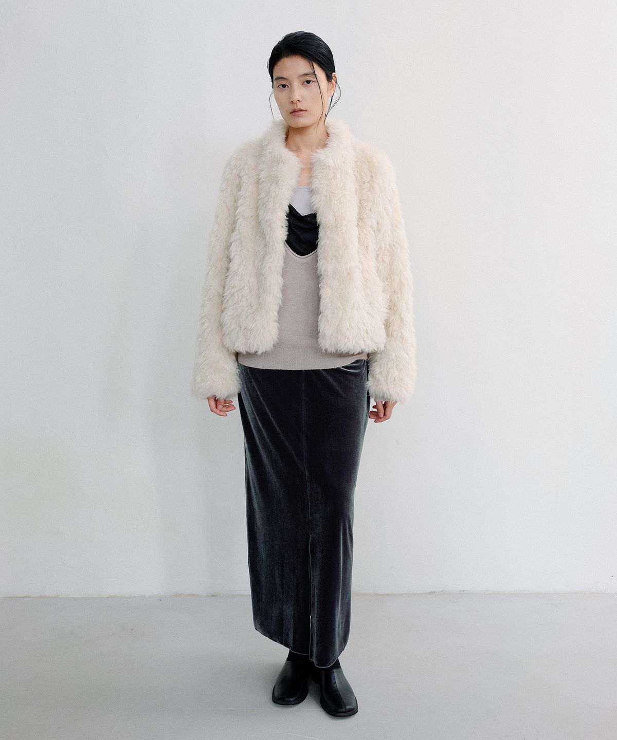 로우타이드(LOW TIDE) SOFT VELOUR MAXI SKIRT [DARK GREY]