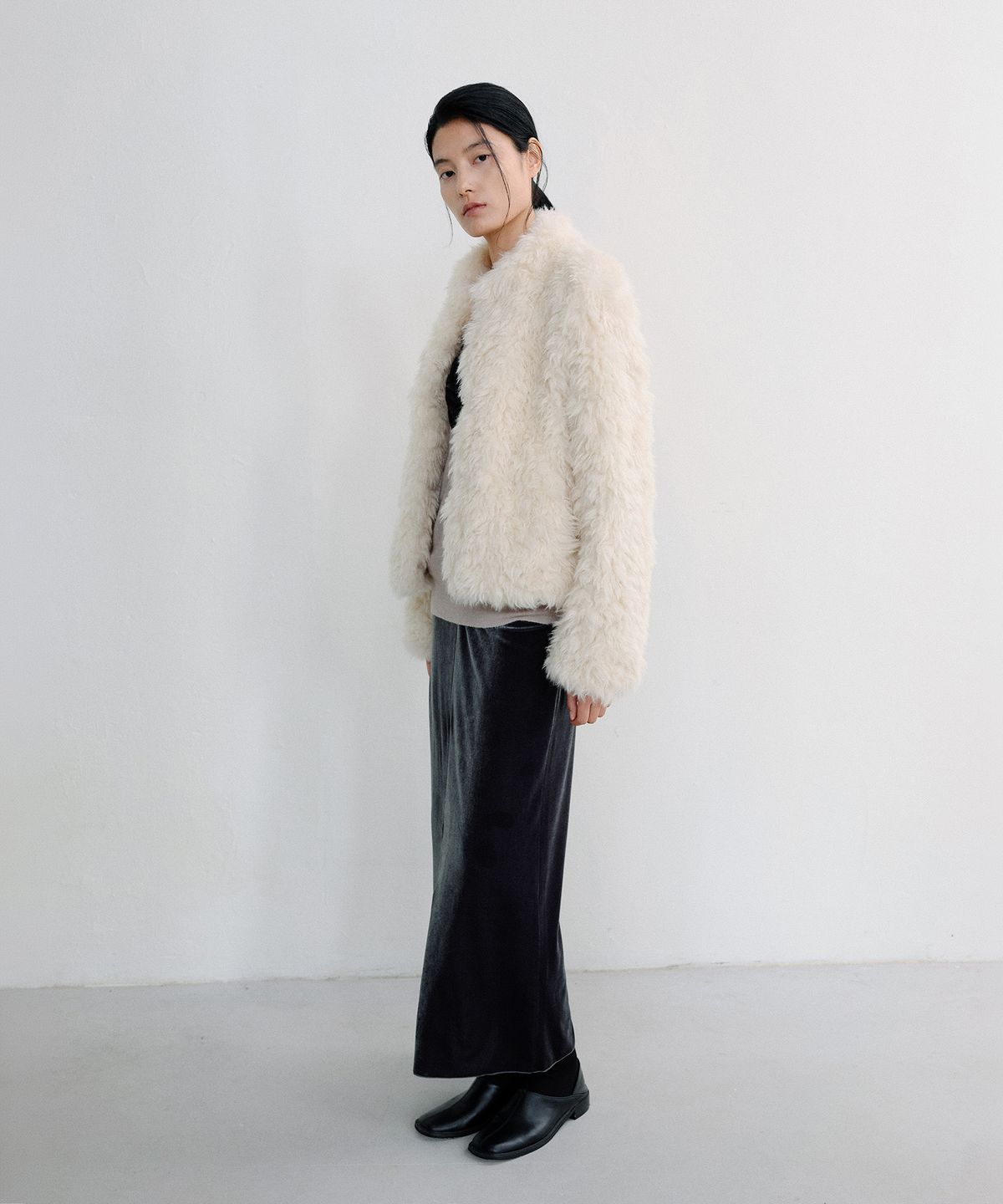 로우타이드(LOW TIDE) SOFT VELOUR MAXI SKIRT [DARK GREY]