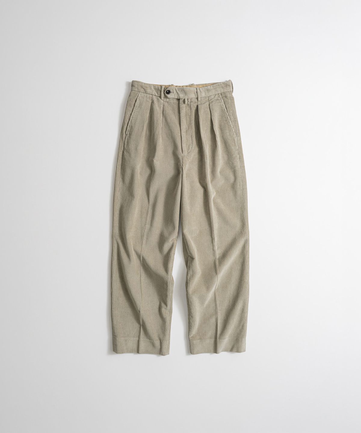 비헤비어(BEHEAVYER) WASHED CORDUROY OFFICER TROUSERS almond