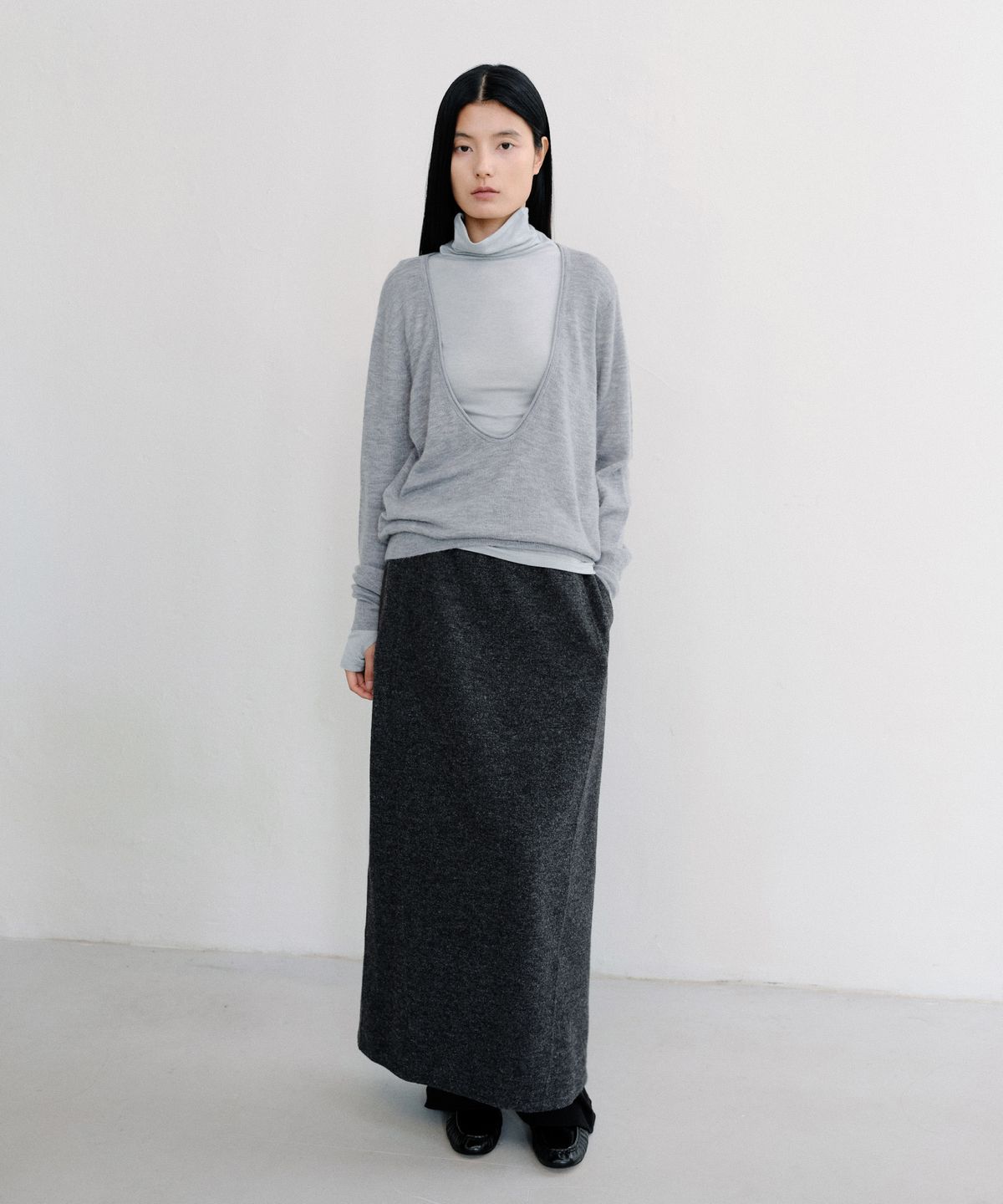 로우타이드(LOW TIDE) HIGH NECK STITCH TOP [POWDER BLUE]